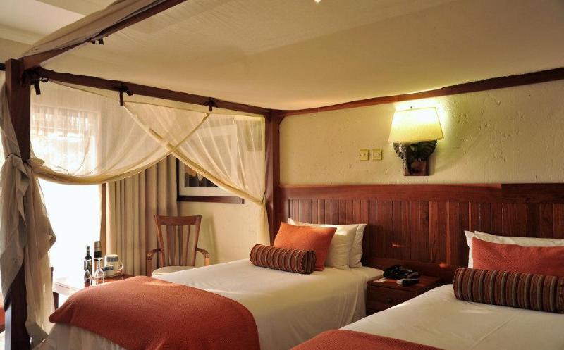 Cresta Mowana Safari Lodge 卡萨内 外观 照片