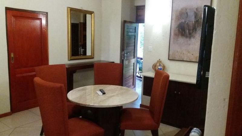 Cresta Mowana Safari Lodge 卡萨内 外观 照片