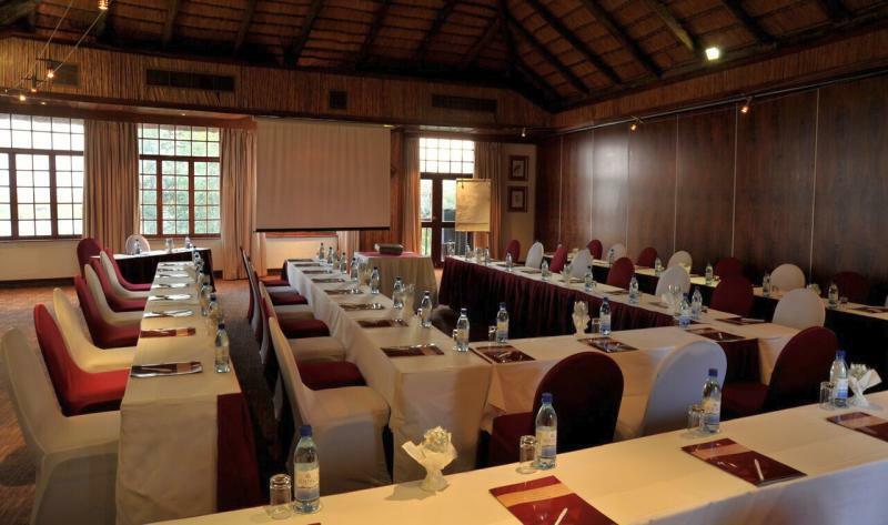 Cresta Mowana Safari Lodge 卡萨内 外观 照片