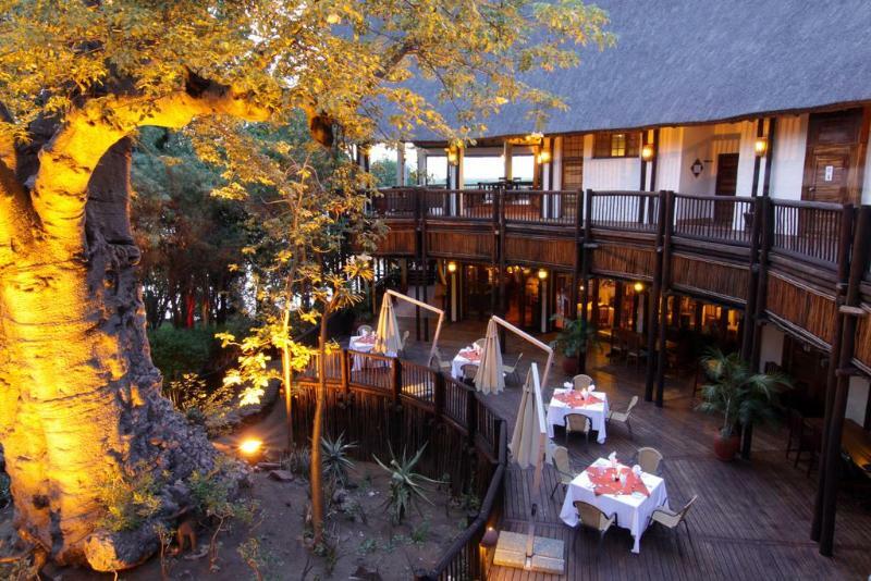 Cresta Mowana Safari Lodge 卡萨内 外观 照片
