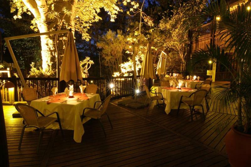 Cresta Mowana Safari Lodge 卡萨内 外观 照片