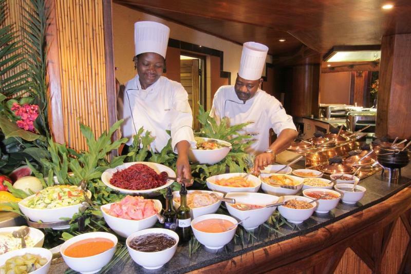 Cresta Mowana Safari Lodge 卡萨内 外观 照片