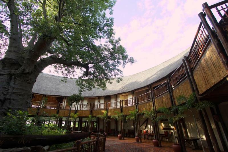 Cresta Mowana Safari Lodge 卡萨内 外观 照片